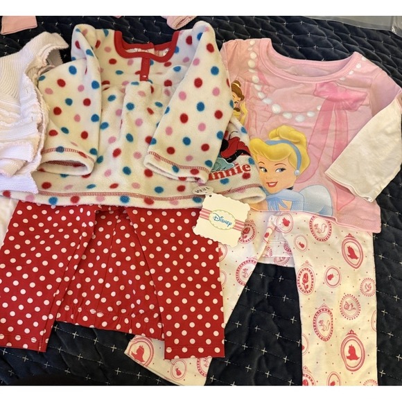 Disney Clothing 18 Mos Minnie Mouse Long Sleeve Disney Store Fleece Dots - Picture 2 of 15